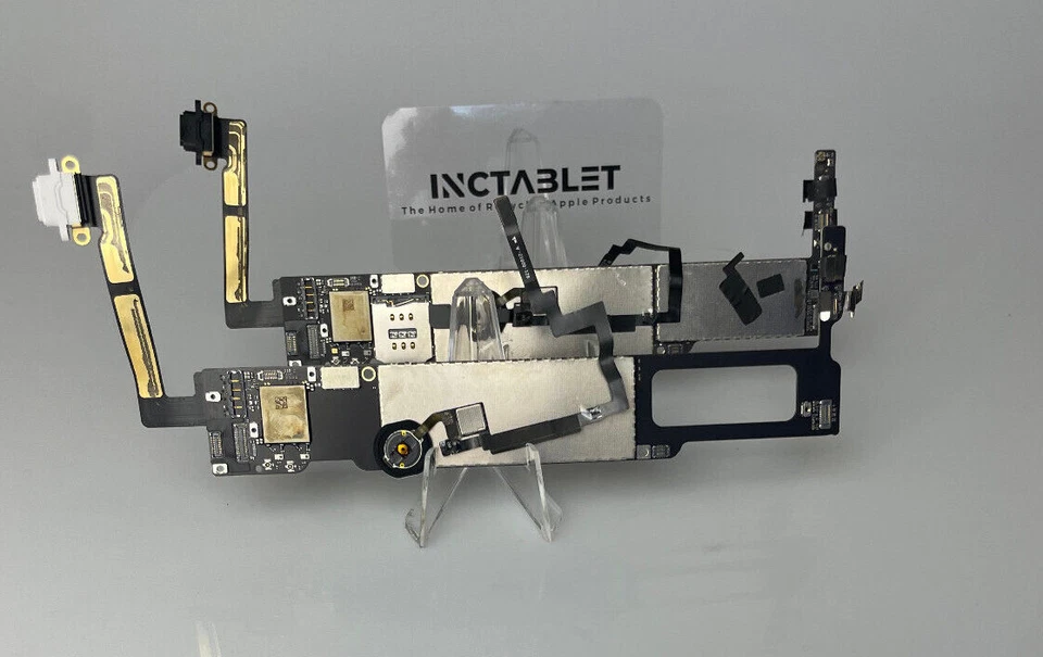 Motherboard: Apple iPad Mini 3rd Gen 16GB - Used RefW15 - Image 1 of 1