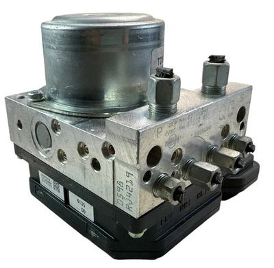 Bomba híbrida Infiniti Q50 2014-2015 3,5 L tracción trasera AB OEM 47660-4GA0A TD8405 Foto 1 de 4