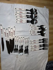 Pfaltzgraff Snow Village Silverware Christmas Cutlery 31 Pieces - Picture 1 of 10