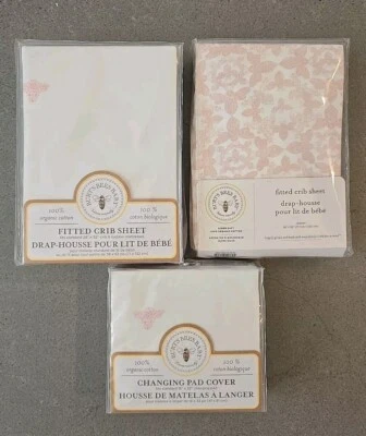 LOTE BURT'S BEES 100% Algodón Orgánico 2 SÁBANAS DE CUNA AJUSTADAS Y 1 FUNDA CAMBIADOR  Foto 1 de 4