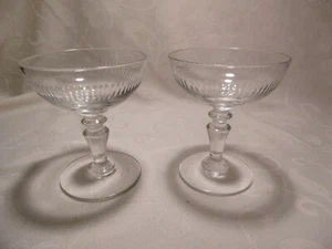 LOT DE 2 COUPES ANCIENNES EN VERRE SOUFFLÉ ET TAILLÉ - Imagen 1 de 8