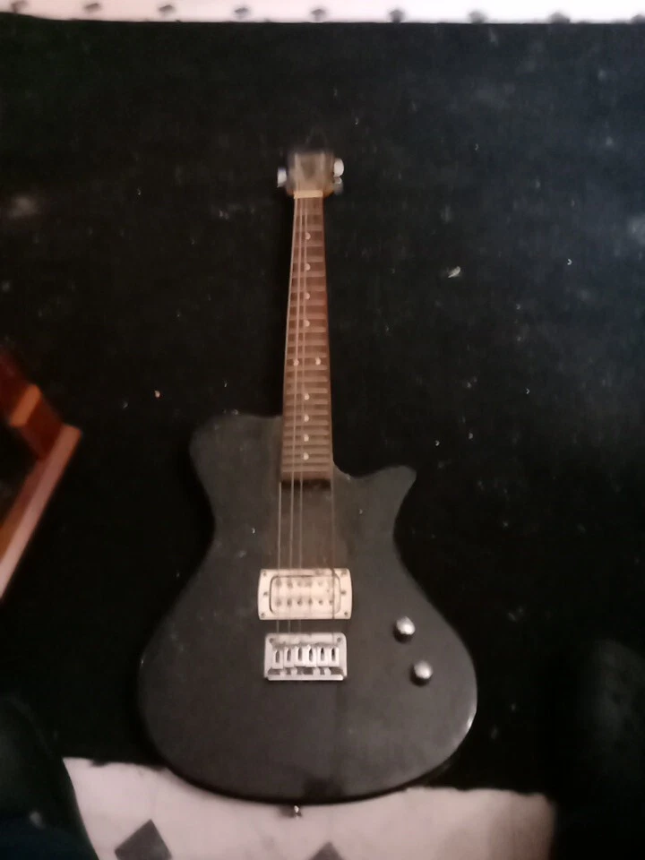 first act guitar electric - Image 1 of 1