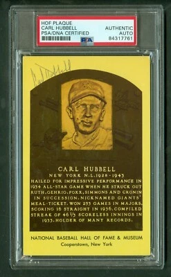 Carl Hubbell d'1988 Vintage Autographed Hall of Fame Plaque Postcard PSA/DNA - Image 1 of 2