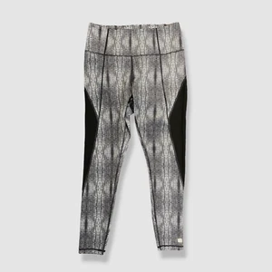 $121 Aurum Women's Gray Stretch Form Fitting Leggings Pants Size Large - Picture 1 of 3