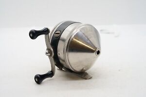 Vintage Zebco Spinner Model 33 Spincasting Fishing Reel