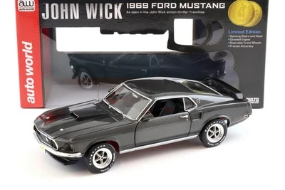 AUTO WORLD PM Ford Mustang 1969 cupé 1:18 Auto World John Wick Hitman gris metálico