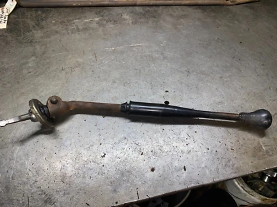 Palanca de cambios de cinco velocidades Ford serie F M5R2 LEER DESCRIPCIÓN COMPLETA Foto 1 de 4