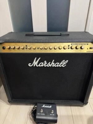 MARSHALL Valvestate VS100R Amplificatori per chitarra combo con interruttore a pedale testati buoni - Immagine 1 di 4