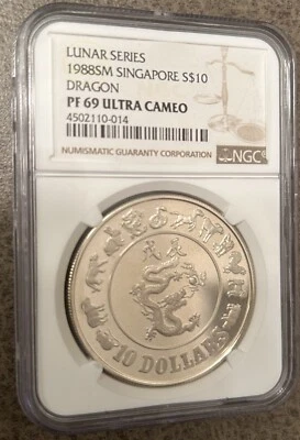 1988SM SINGAPUR AÑO LUNAR DEL DRAGÓN S$10 NGC PF69 (valor de mercado $150+) Foto 1 de 3