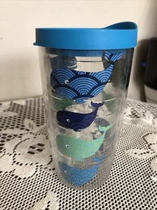 Tervis 16oz. Isolierbecher Mehrfarbig Blau & Grün Wale & Deckel - Bild 1 von 4