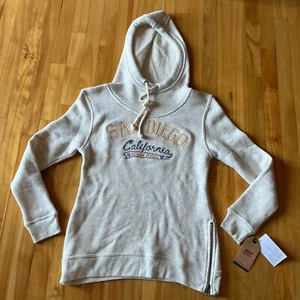 San Diego California Pullover Long Sleeve Sweatshirt Hoodie Size Medium NWT - Picture 1 of 9