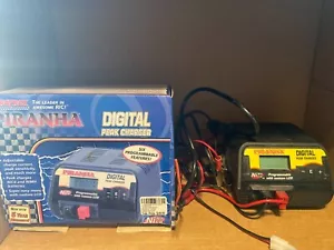 Duratrax Piranha Digital Peak Battery Charger NiCd / NiMH Charging Programmable - Picture 1 of 4