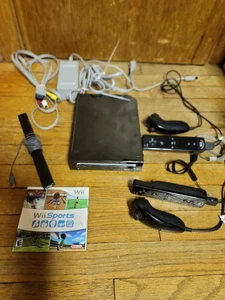 Nintendo Wii Console Black Rvl-101 Wii Sports Bundle 2 Controllers Video Game - Picture 1 of 14