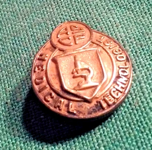 Vintage ASCP Medical Technologist Small Lapel Brooch Pin Gold-Tone Metal - Picture 1 of 3