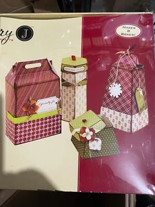 Gift Box Making Kit NIB Gallery Creative Paper Craft Makes 8 Boxes DIY - Picture 1 of 6