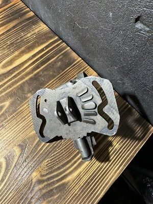 Placa de engrenagem original JAWA 350 (634,632,638,639,640) ČZ 250/471, 350/472) Engrenagem r - Imagem 1 de 4