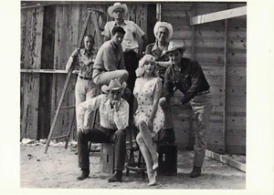 POSTAL Misfits Reno Nevada 1960 Marilyn Monroe, Miller Clift Gable Huston - Imagen 1 de 1