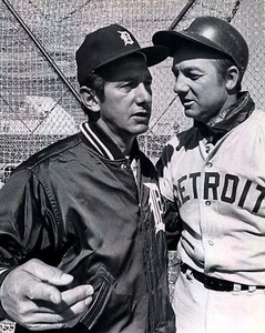 BILLY MARTIN & AL KALINE 8X10 PHOTO DETROIT TIGERS MLB BASEBALL PICTURE - Picture 1 of 1