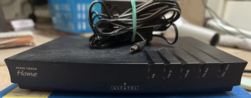 Speed Touch DSL Modem MODEL 3EC18804BCAC05 Alcatel. Preowned  - Image 1 of 2