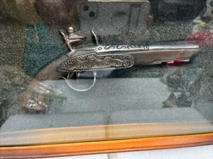 Vtg Framed TMC - Chicago Turner Wall Accessory Replica Gun Pistol 8 x 15" G752 - Picture 1 of 14