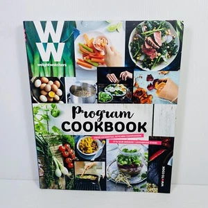 Weight Watchers Program Cookbook Large Paperback Receipes Weight Loss Health - Picture 1 of 11