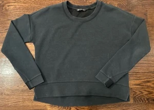 Athleta Sweatshirt Womens Extra Small Black Cropped Pullover Sweater - Picture 1 of 7