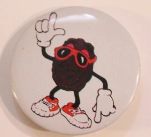 California Raisins Pointing with Sun Glasses vintage Pinback Button 1980s - Picture 1 of 1