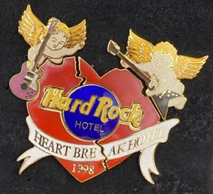 Hard Rock Hotel & Casino Las Vegas ~ HEARTBREAK HOTEL ~ 5 Puzzle Pin Set in Case - Picture 1 of 13