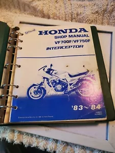 OEM Honda 61MB203 84-85 VF700F 83-84 VF750F Interceptor Shop Manual Factory box6 - Picture 1 of 10