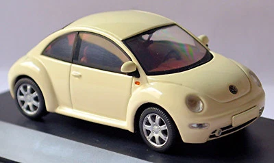 VW Volkswagen New Beetle Tipo 9C 1997-2005 Bianco 1:43 Schuco - Immagine 1 di 4