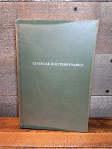 Classical Electrodynamics - J D Jackson - Copyright 1962, 3rd Printing 1963 - Foto 1 di 12