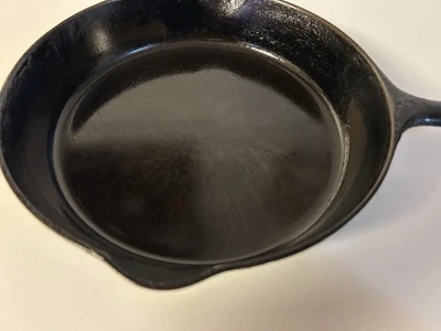 Vintage Griswold 704 10” Cast Iron Skillet, Erie PA, Double Spout UNRESTORED - Image 1 of 4