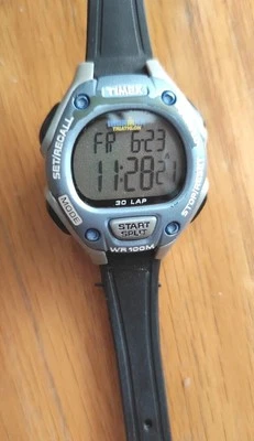 Timex Ironman Triathlon 171 W9 Digitale Damen-Sportuhr - Bild 1 von 4