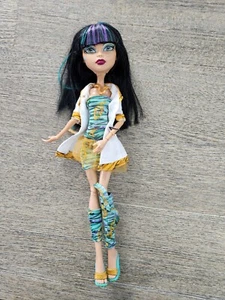 2008 Monster High Doll Mad Science Classroom Cleo De Nile 2008 Mattel - Picture 1 of 10