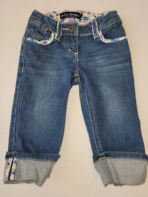 Pantalones capri de mezclilla Mini Boden para niñas talla 5 ribete floral Foto 1 de 3