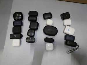 Lot of 20 Earbuds & Cases - For Parts, Various Brands - Photo 1 sur 11