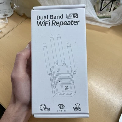 1200Mbps WiFi Signal Extender Range Repeater Booster Internet Amplifier UK Plug - Image 1 of 4