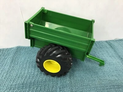 John Deere Juguete Monster Treads Vagón Apertura Trasera Volteo Pieza Suelta Foto 1 de 4