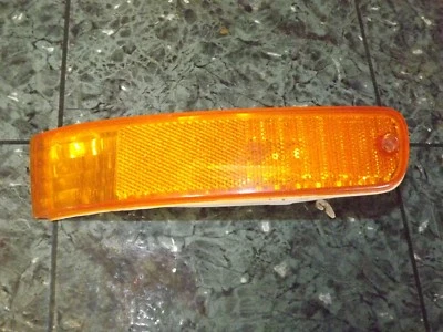 92-96 OEM Honda Prelude SS0 front driver signal corner marker light 045-4031 L - Image 1 of 4