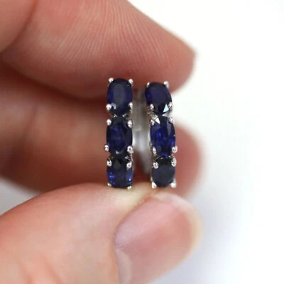 Pendientes Huggie Clásicos Oro Blanco 14k Sólido Zafiro Azul Natural 1.5 ctw 15 mm Foto 1 de 4