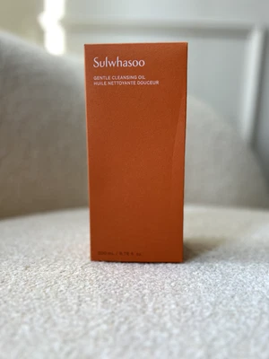 Auténtico y Nuevo Aceite Limpiador Suave Sulwhasoo - 200 ml / 6,76 fl. oz Foto 1 de 4