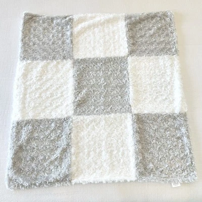Blankets & Beyond Gray White Checkered Rosebud Minky Baby Blanket Rosette - Image 1 of 4