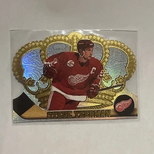 1997-98 Pacific Crown Royale Die-Cut Steve Yzerman #51 HOF Detroit Red Wings - Picture 1 of 2