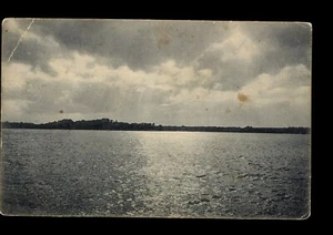cartolina sconosciuta mare o lago litorale RPPC foto reale ? (P-1-C) - Foto 1 di 2