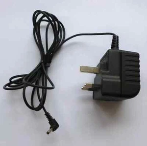 UK Plantronics BD050018B 5V 180mA Mains Adapter for M2500 M3000 M3500 Bluetooth - Picture 1 of 2