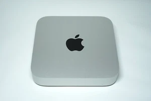 Apple Mac Mini (Apple M2 Chip/8GB RAM/512GB Storage/Sliver) - Afbeelding 1 van 4