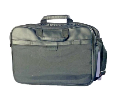 Kenneth Cole Reaction Grande R-Tech Negro Bolso para Laptop Múltiples Bolsillos Cremallera Foto 1 de 4