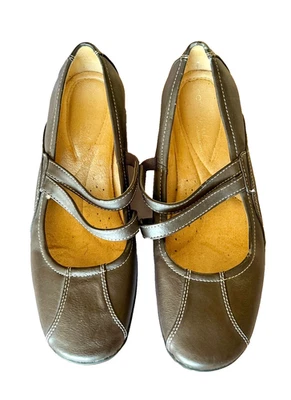 Zapatos planos cómodos Naturalizer Natural Soul Mary Jane para mujer 6,5 marrón Foto 1 de 4