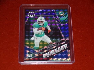 2023 Panini Mosaic Swagger Mosaic Blue 26/99 Jaylen Waddle - Foto 1 di 3