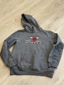 Abercrombie Kids Chicago Bulls Hoodie Gray Sweater Pullover Unisex Kids 11/12 - Picture 1 of 5